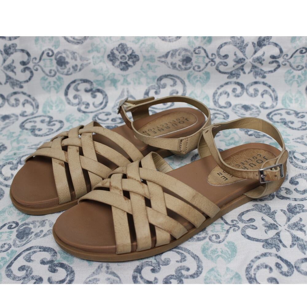 Journee Collection Womens Kimmie Faux Leather Flat Sandals Shoes Size 5.5